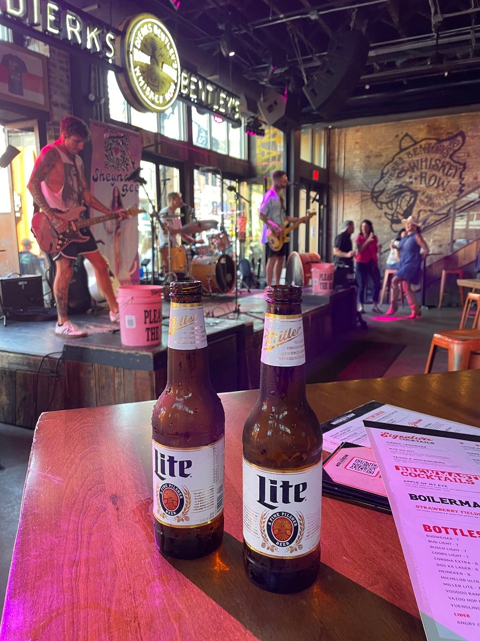 USA - Nashville - Mit Lifemusik in jeder Kneipe - eine tolle Stimmung