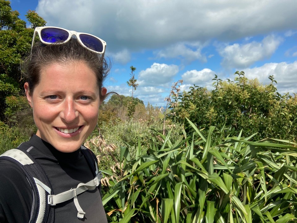 Neuseeland - Gisborne - Nach dem Ausflug zur Bank hatte ich leider nicht mehr ganz so viel Zeit und konnte nur einen kurzen Ausflug zum Cook‘s Plaza machen. Aber besser als nichts 🤓
Auf zur Spätschicht, bin ich ja zum Glück schon gewöhnt 😀