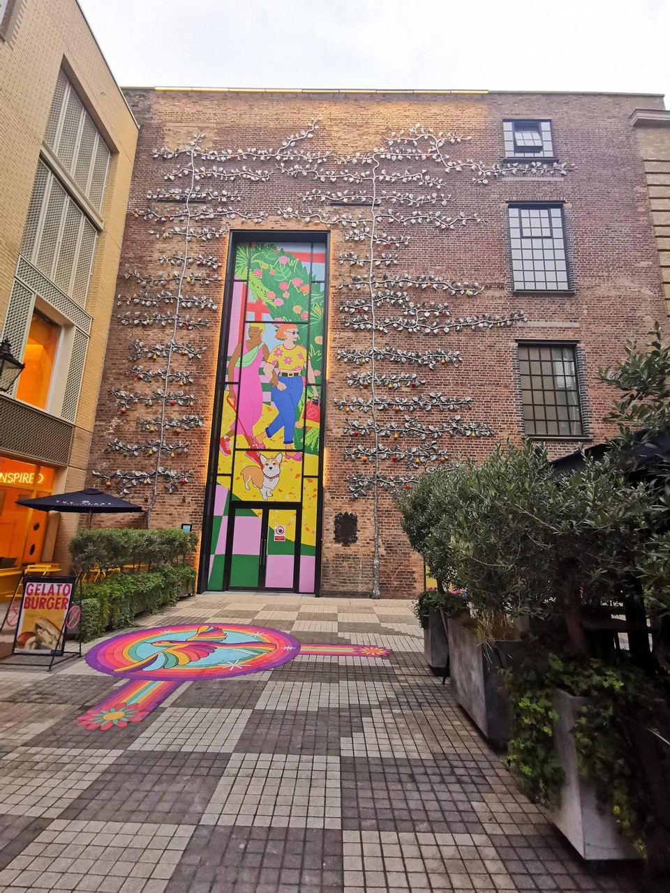 United Kingdom - London - London Graphic Centre