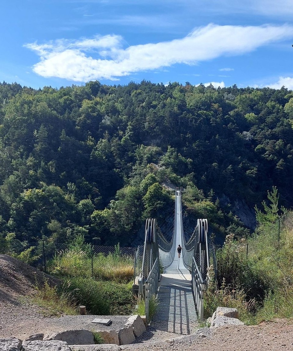 Frankreich - Treffort - Hängebrücke
