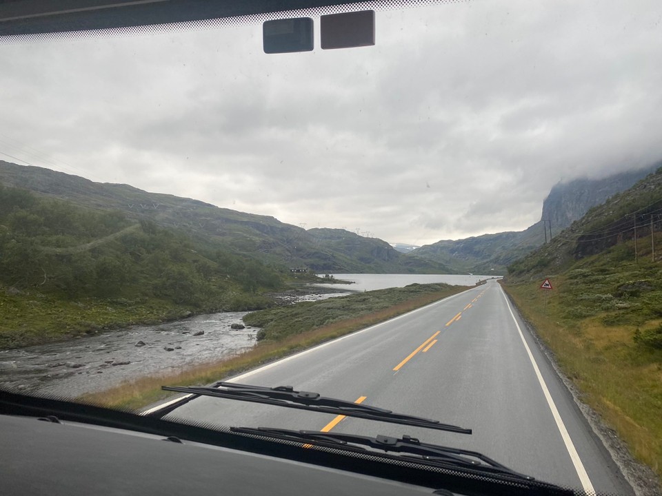 Norwegen - Steinklepp - Es geht hoch bis auf 1200 Meter heute und es ist wahnsinnig toll!!
