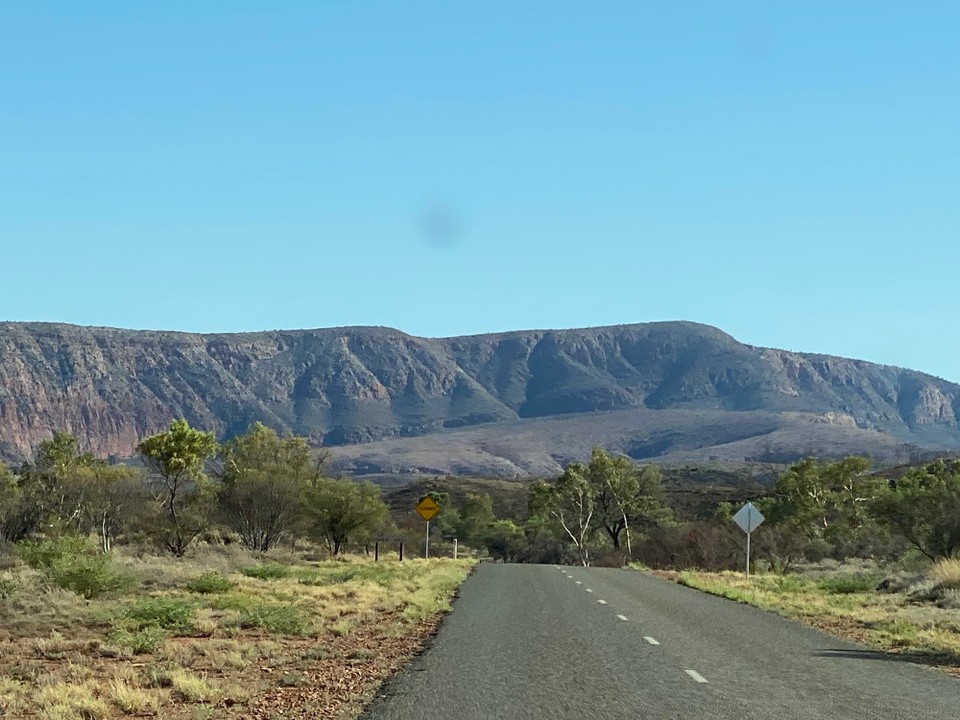 Australien - Alice Springs - Zufahrt zum Ormiston Gorge
