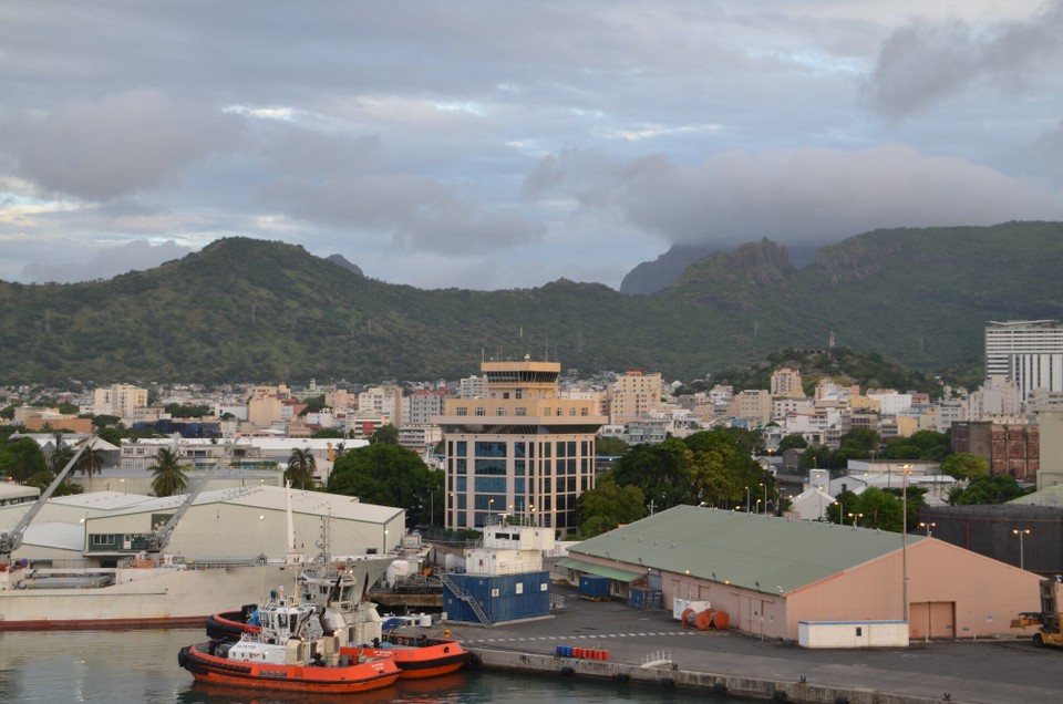 Mauritius - Port Louis - Vue vum Hafen