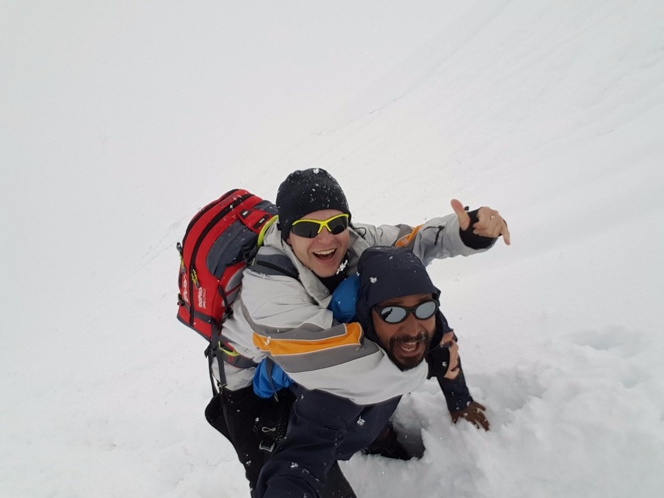 Russland - Terskol - Ein Hoch auf den Selfiestick.....