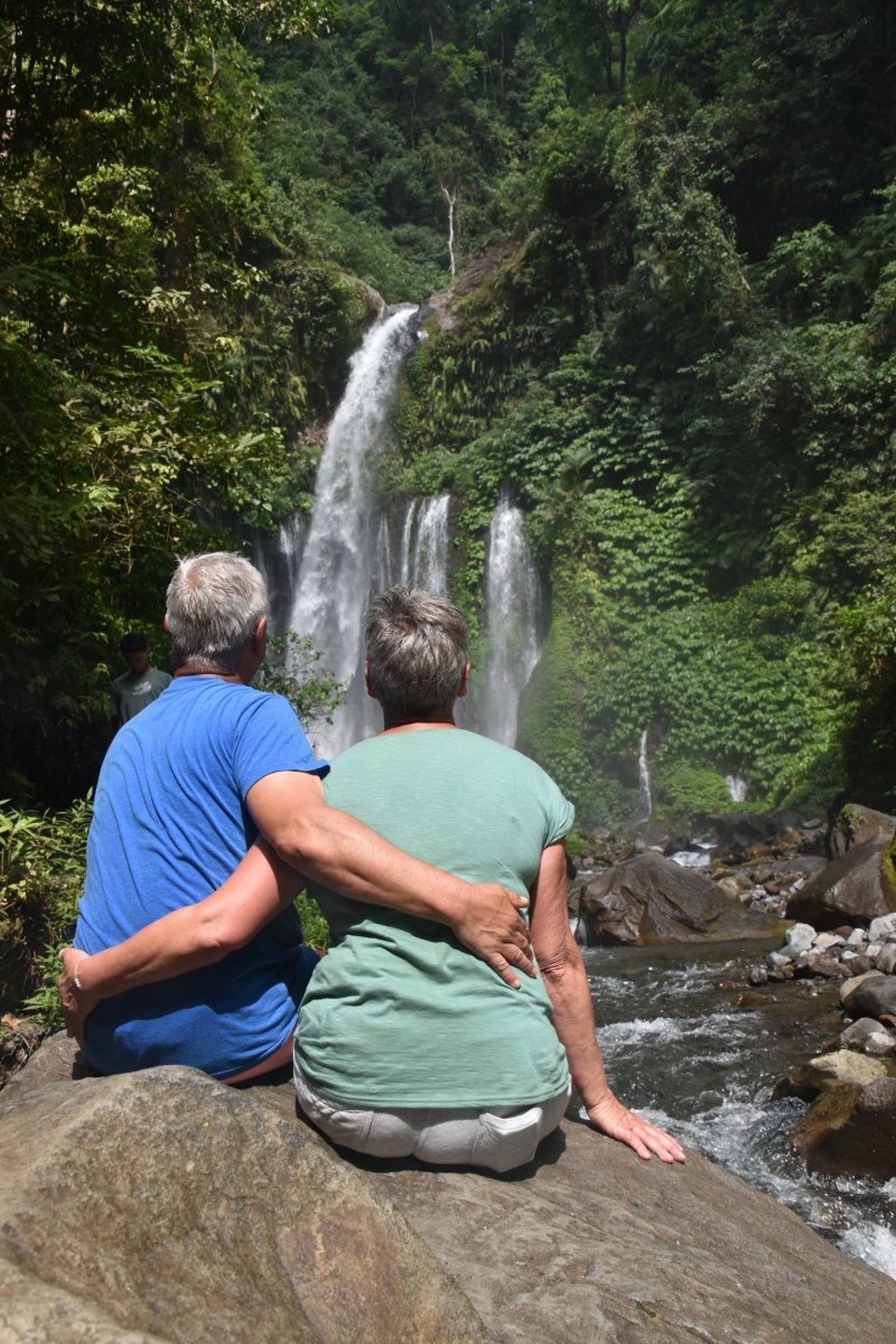 Indonesien - Kabupaten Lombok Utara - Als gingen wir etwas auf Abstand und betrachten dieses wunderschöne Naturschauspiel.