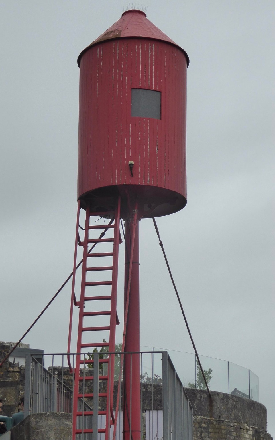 United Kingdom - Fowey - The second lighthouse is located at Whitehouse Point.  This was also erected in 1904, using a structure that was manufactured in 1892.  The rocket-shaped light also has sector lights.
