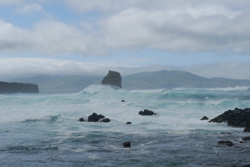 Portugal - Lajes do Pico - Deswegen gab es heute keine Bootstouren :O