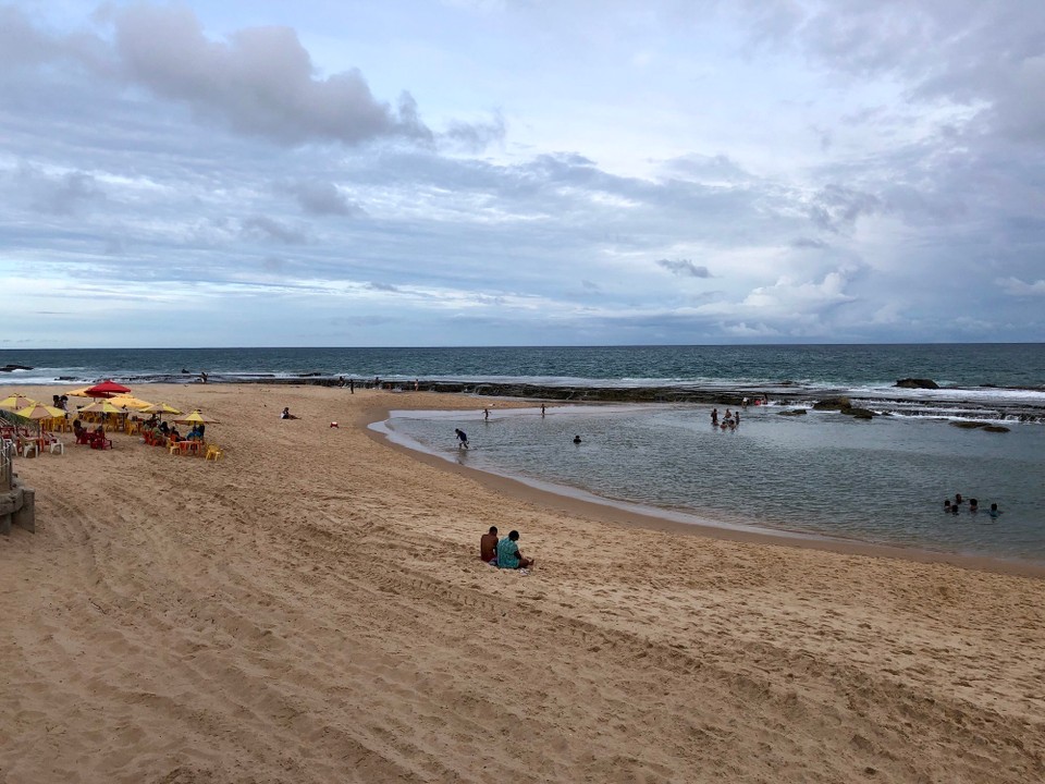 Brasilien - Mata de São João - Am Hafen Arambepe Badebuchten