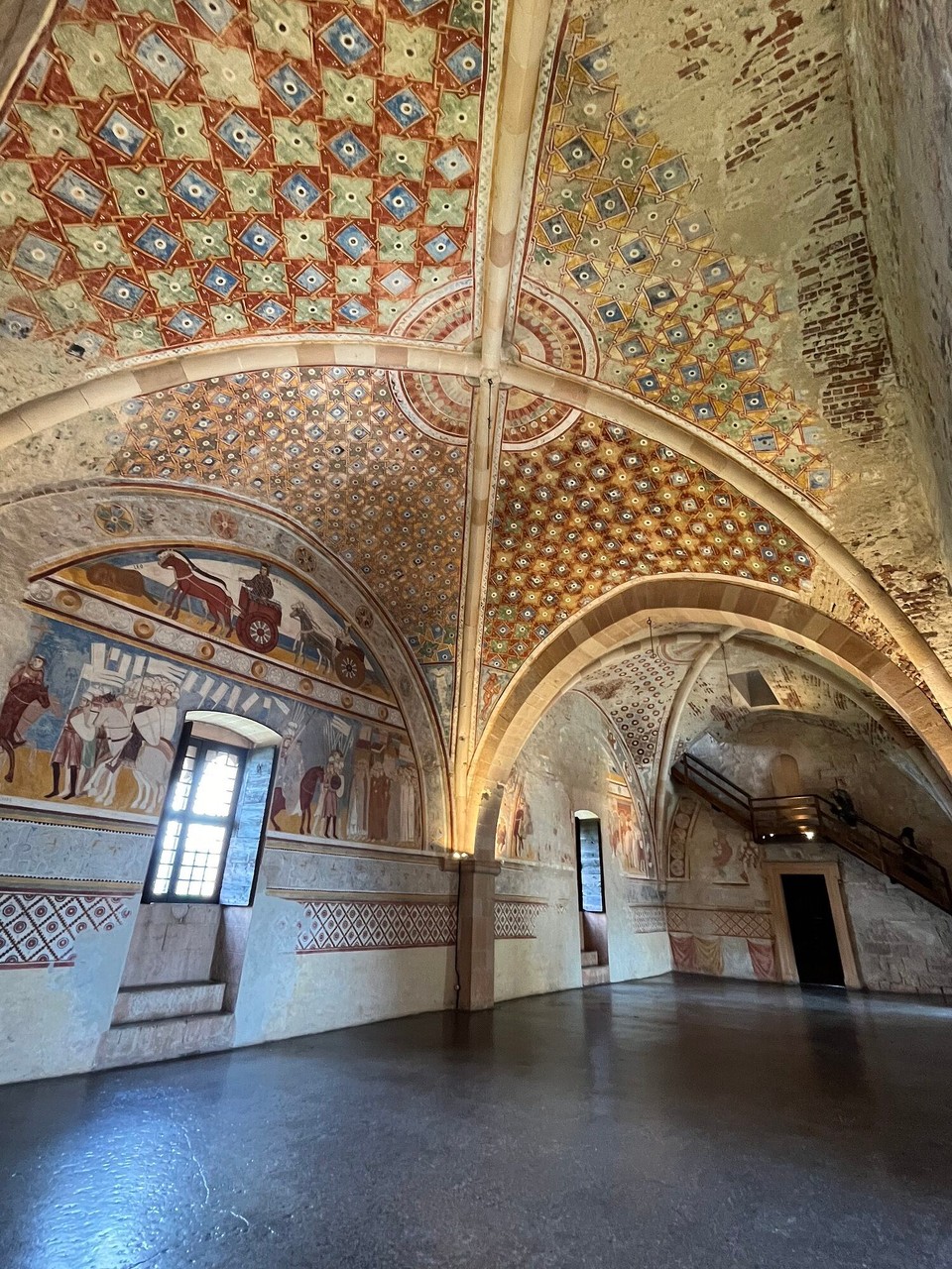 Italien - Angera - Rocca von Angers auf der lombardischen Seite des Lago Maggiore von Innenpolitischer 