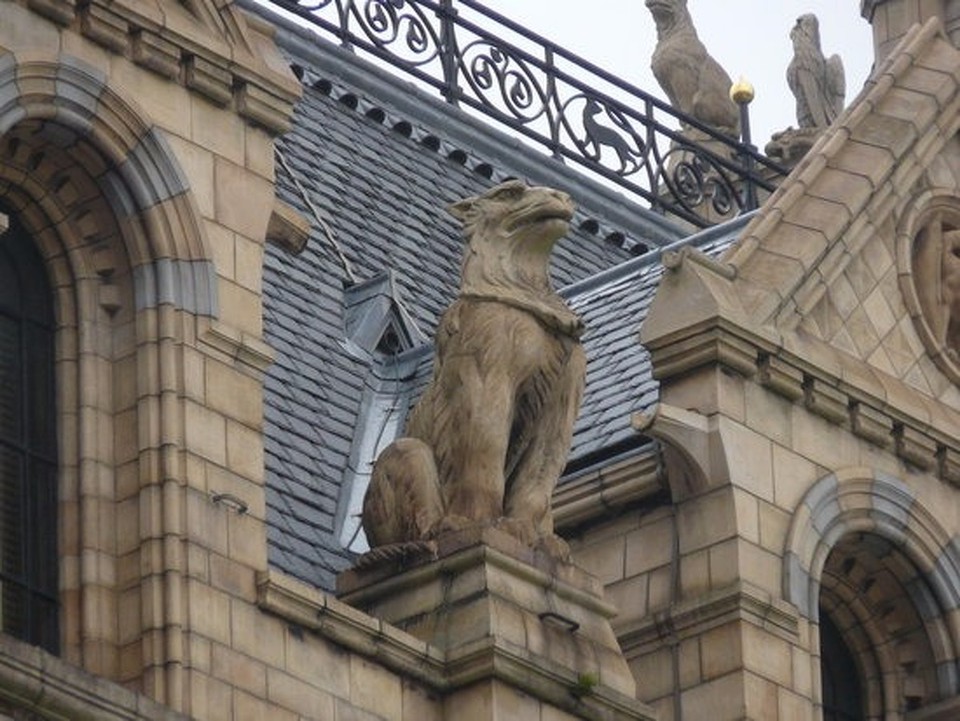 United Kingdom - Chelsea - continuing statue/gargoyle theme