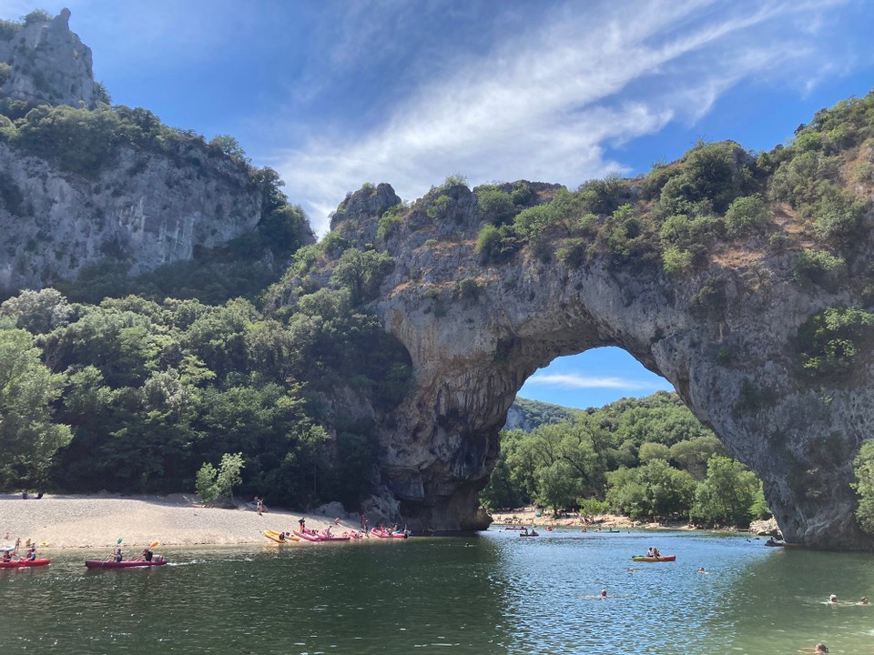 Frankreich - Vallon-Pont-d'Arc - Felsenbrücke Pont d’Arc