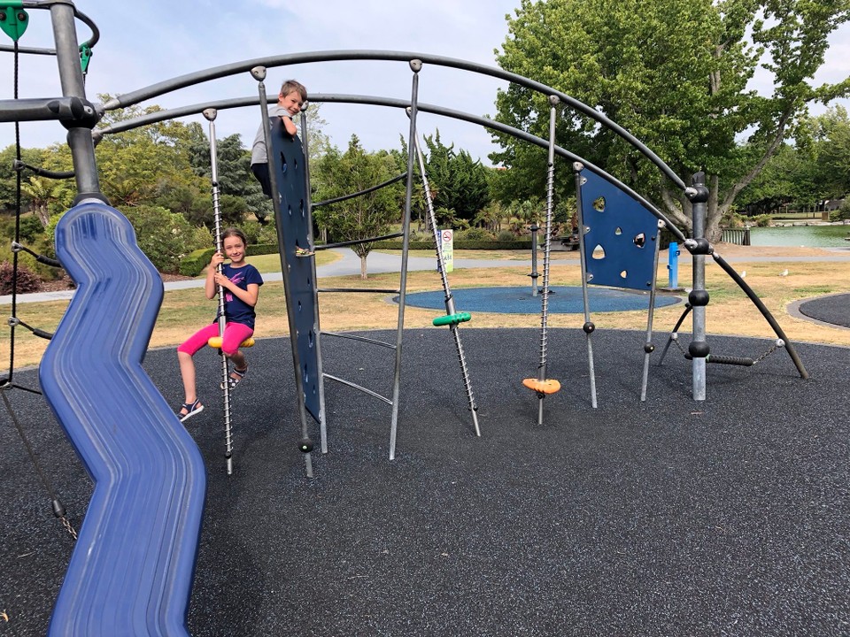 Neuseeland - Rotorua - mit Spielplatz ..