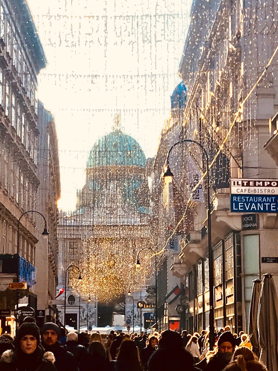 Österreich - Wien - Es weihnachtet sehr