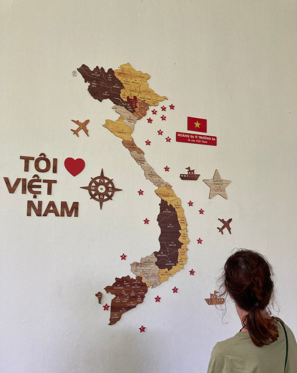 Vietnam - Yen Minh - Schauen auch nochmal auf die Karte