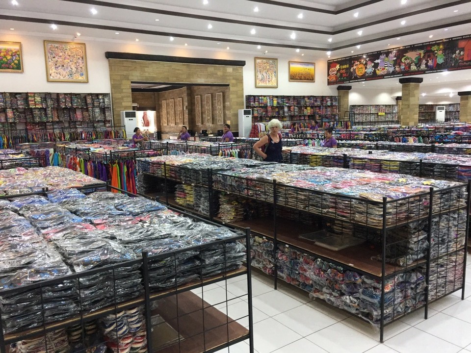 Indonesien - Banjar - Doch noch ein Geschäft gefunden