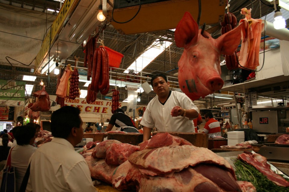 Mexiko - Puebla - Der Mexikaner isst sehr viel Fleisch