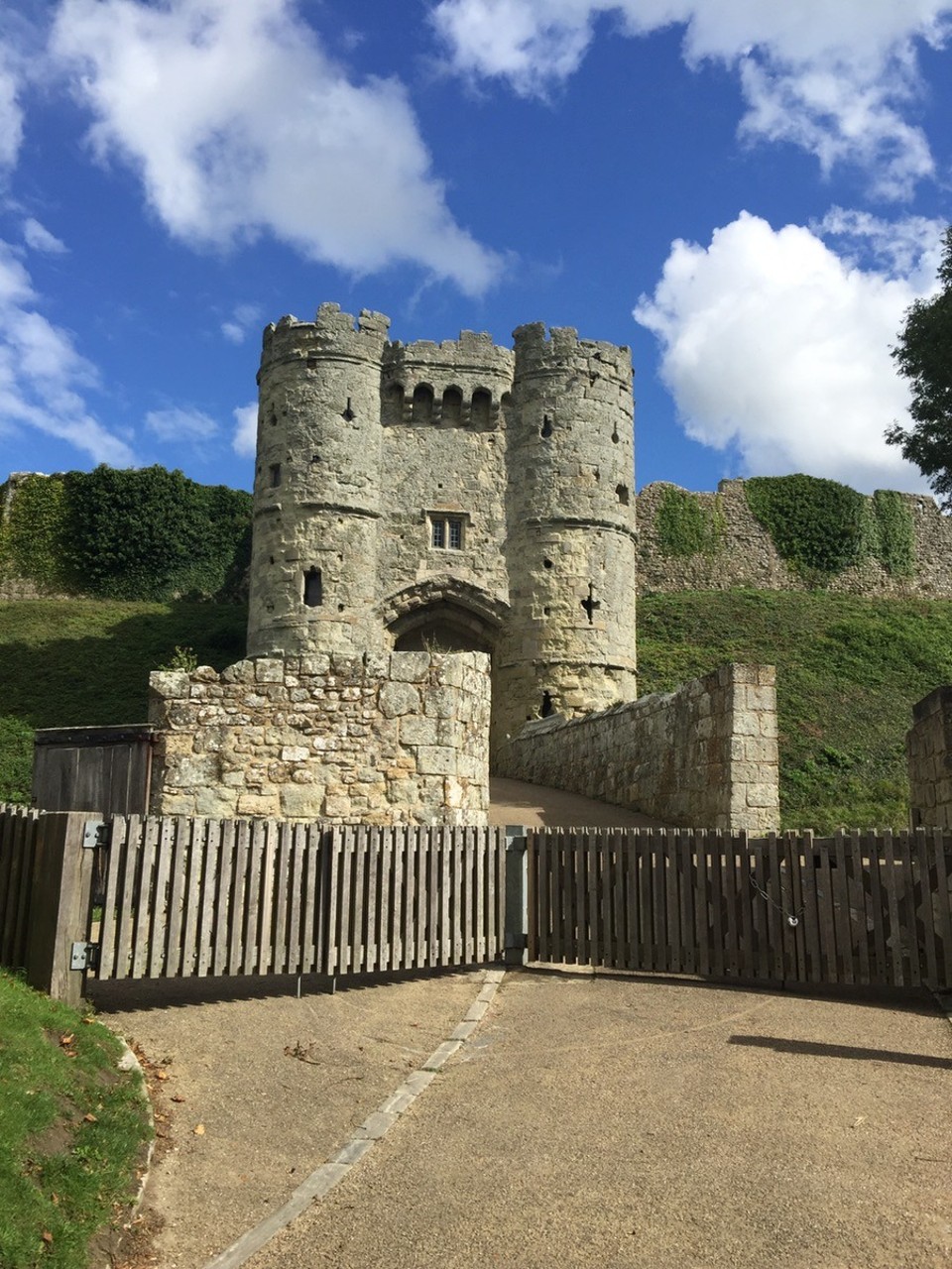  - United Kingdom, Cowes, Isle of Wight - Carisbrooke Castle