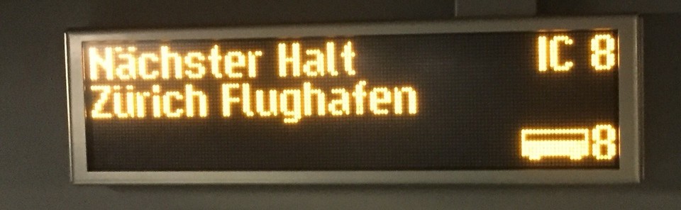 Schweiz - Zürich-Flughafen - Mit der Bahn pünktlich am Flughafen 