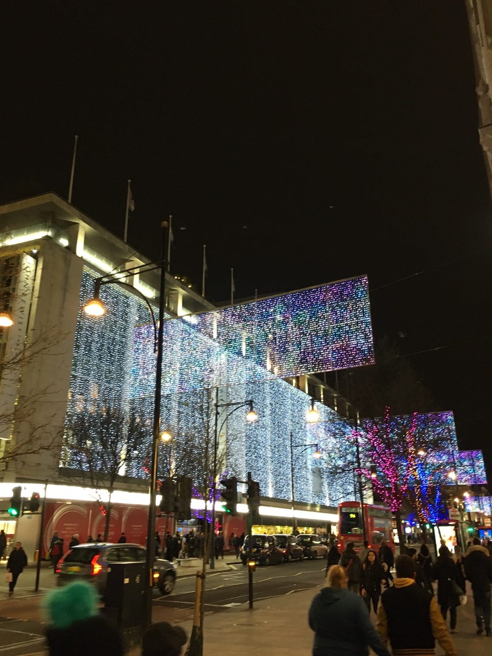 Vereinigtes Königreich - London - Oxford street at Christmas Time 