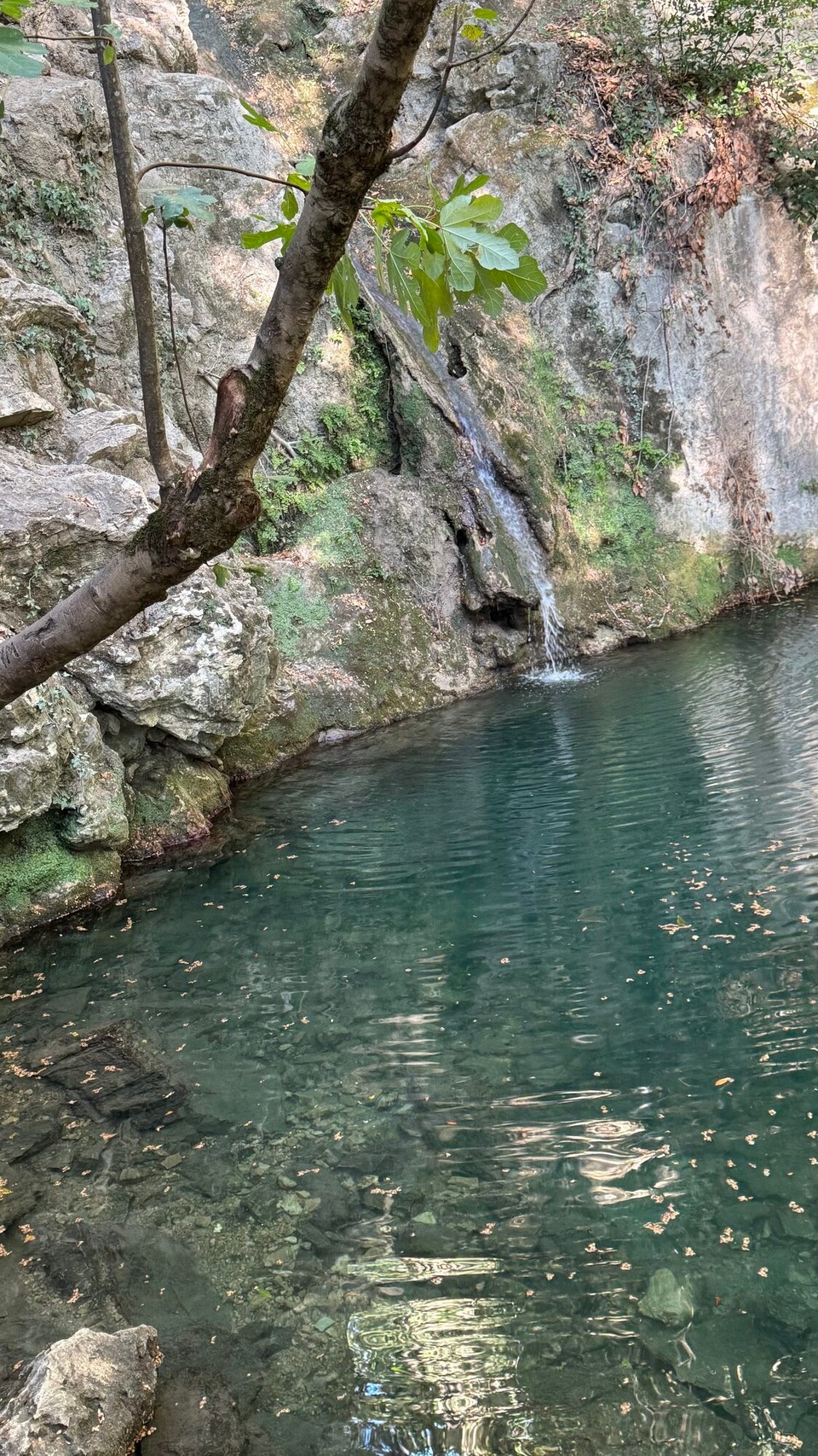 Montenegro - Budva - Dieses Rinnsal war letztendlich das Ergebnis.
Jedenfalls gab es Fahrspaß und Abenteuer gratis.
