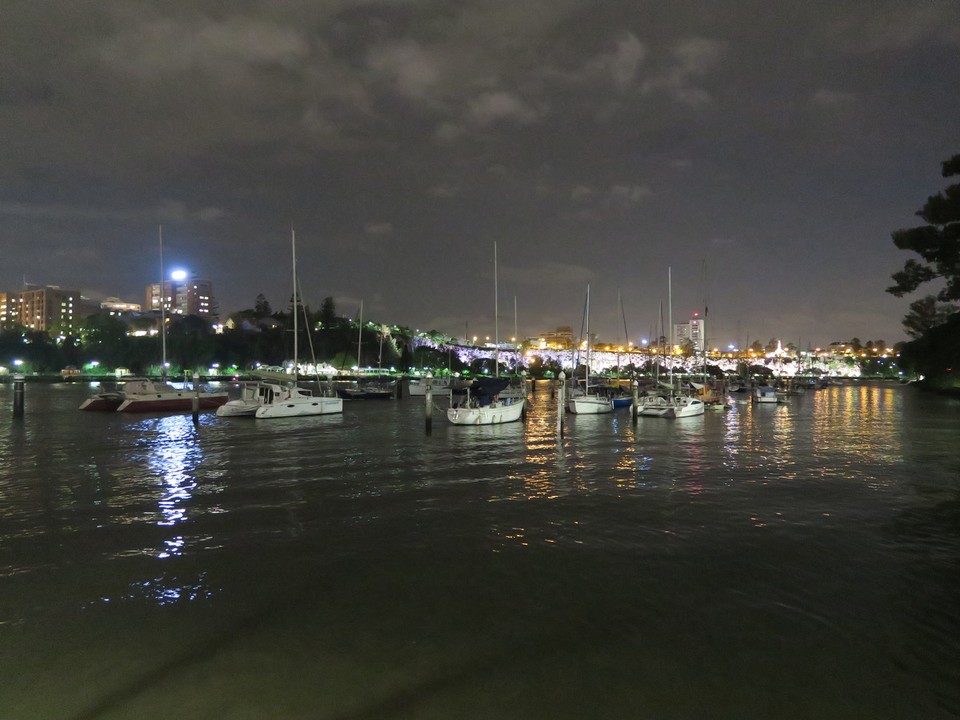 Australia - Brisbane City - Port au mouillage en pleine ville