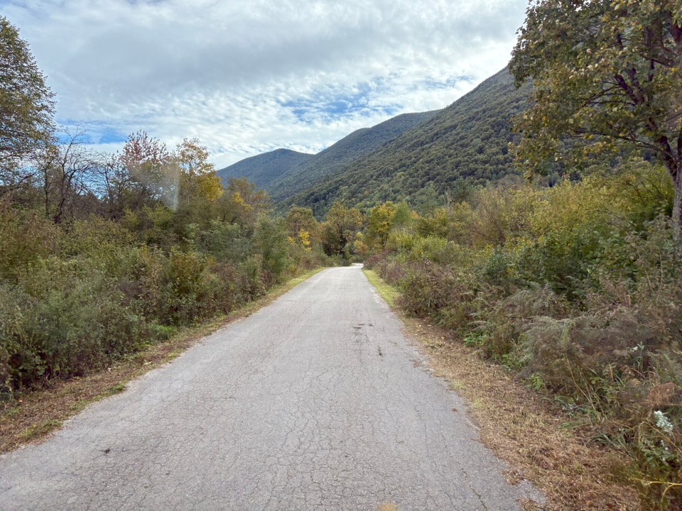 Kroatien - Čatrnja - Totale Idylle und dann…