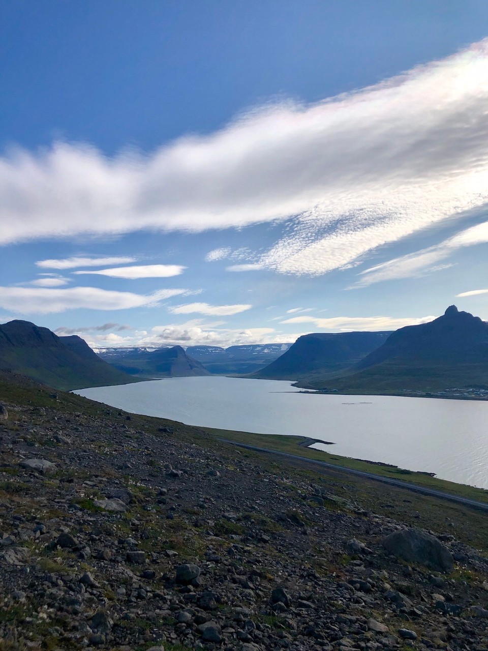 Island - Súðavíkurhreppur - Noch einmal der Blick zurück in den Álftafjörður.