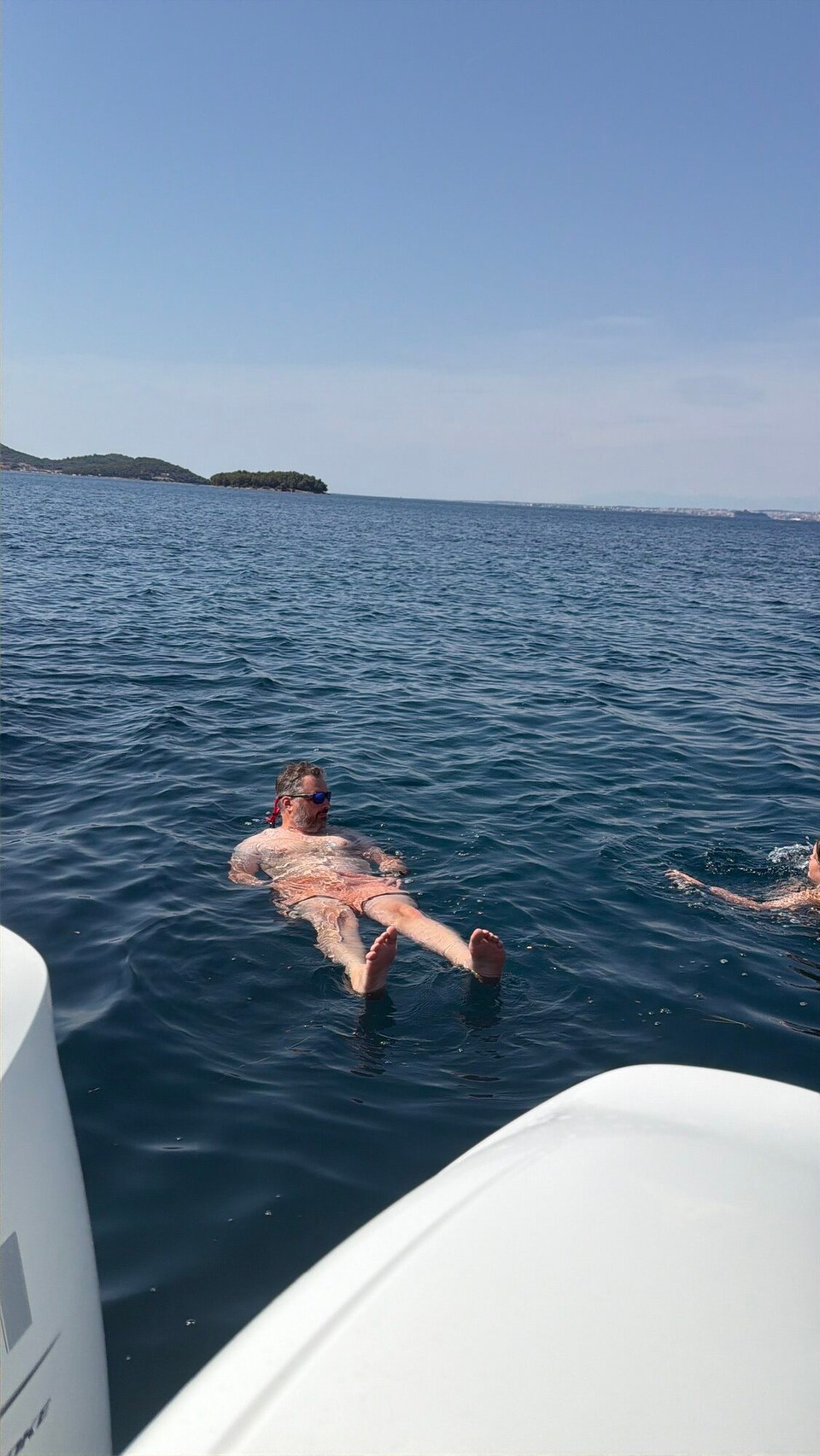 Kroatien - Kukljica - im Wasser treiben lassen 