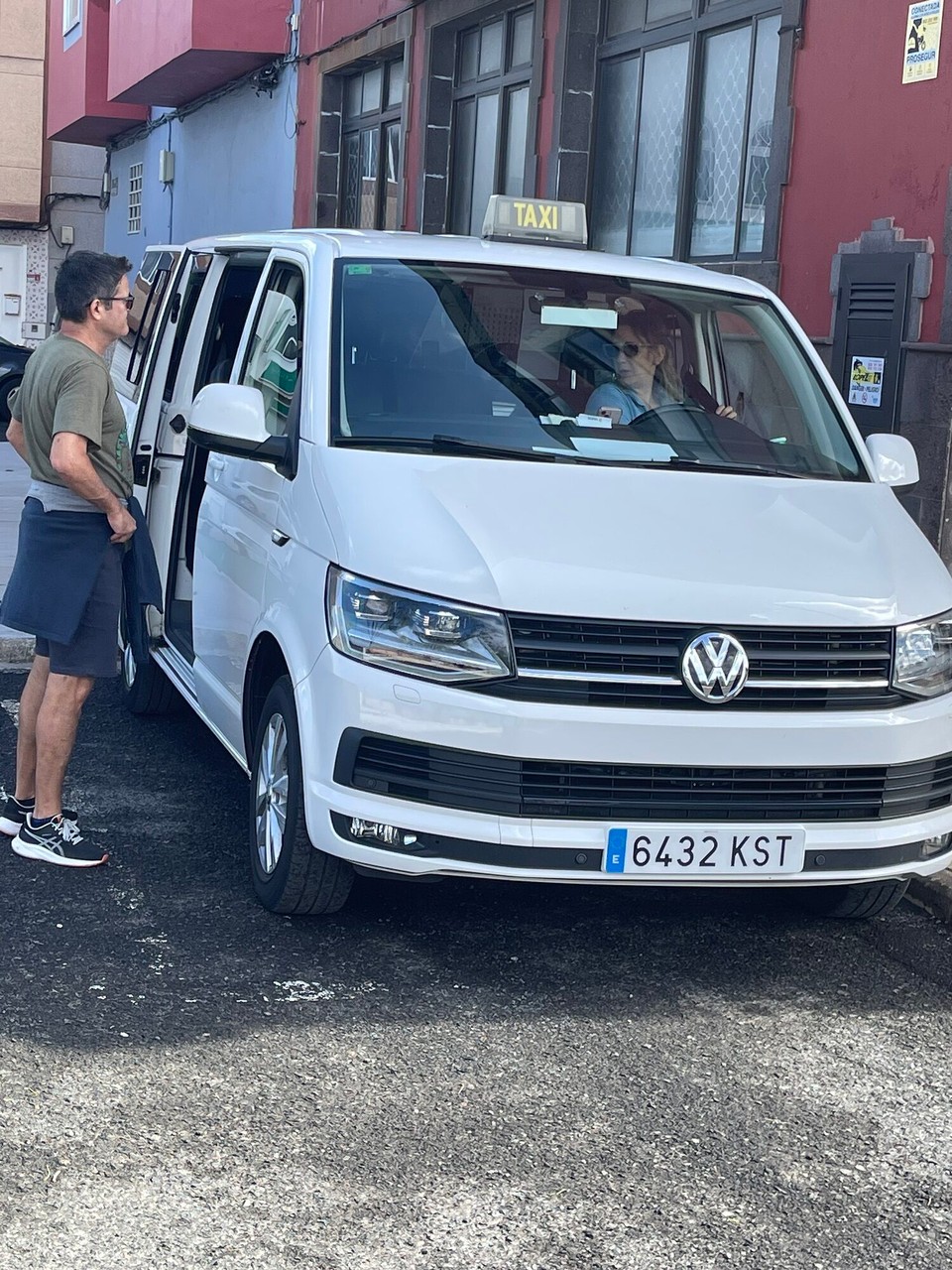 Spanien - Las Palmas de Gran Canaria - Artemi mit Privattaxi samt Fahrerin
