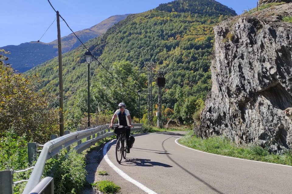 Spanien - Cabdella - 1km mit 10% Steigung. Er hat es geschafft!