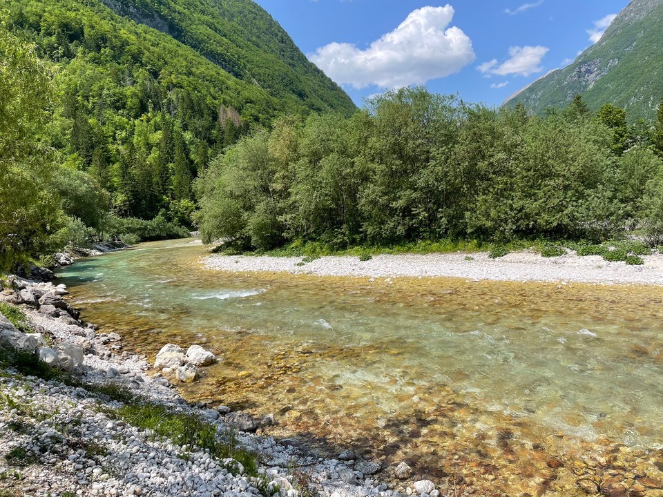 Slowenien - Soča - Die Soca fließt durch den Triglav Nationalpark 
