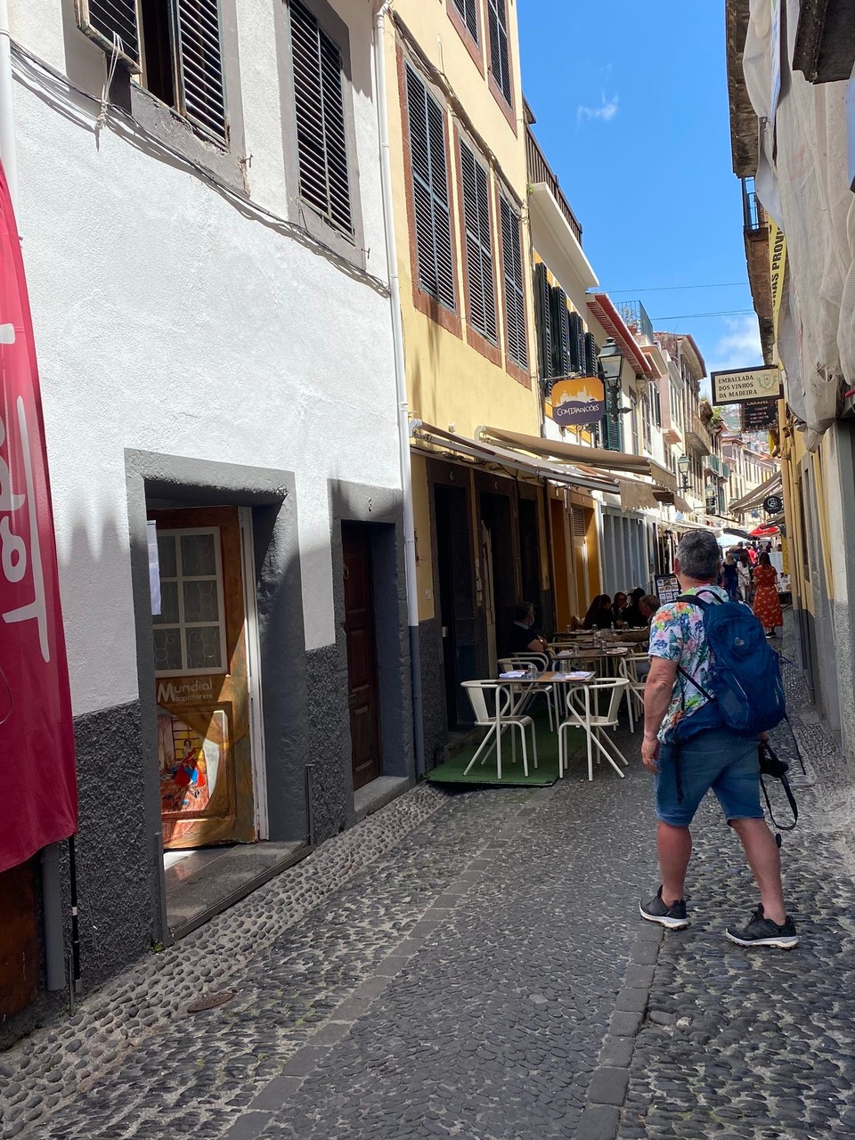 Portugal - Santa Cruz - Weiter zur Kunst …