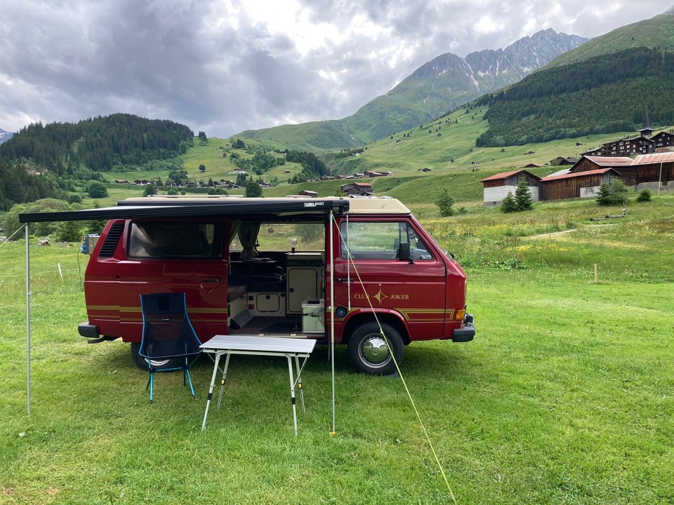 Schweiz - Rueras - Stellplatz in Rueras 