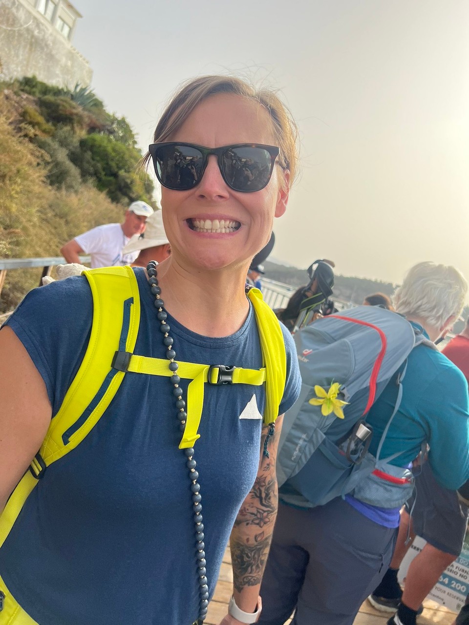 Portugal - Vila Nova de Milfontes - Da ist sie dann doch wieder … die Reisegruppe von gestern. Und sie ist gerade fixer. 