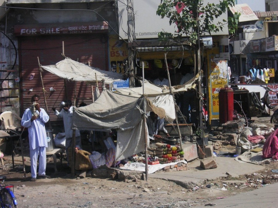 Indien - Agra - Armut am Rande der Straße
