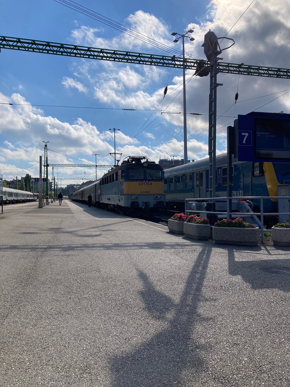 Österreich - Wien - Weiter gehts mit dem Zug 😅