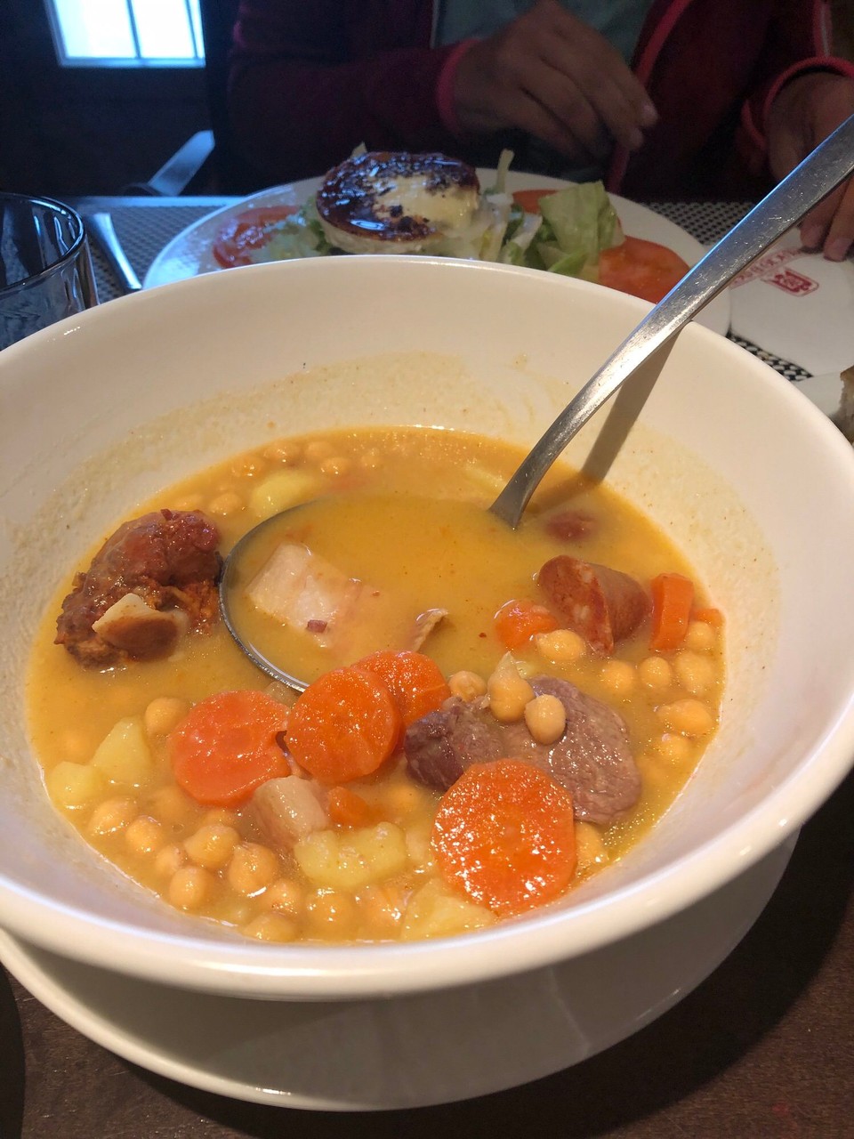 Spanien - Tineo - Vorspeise Kichererbsensuppe