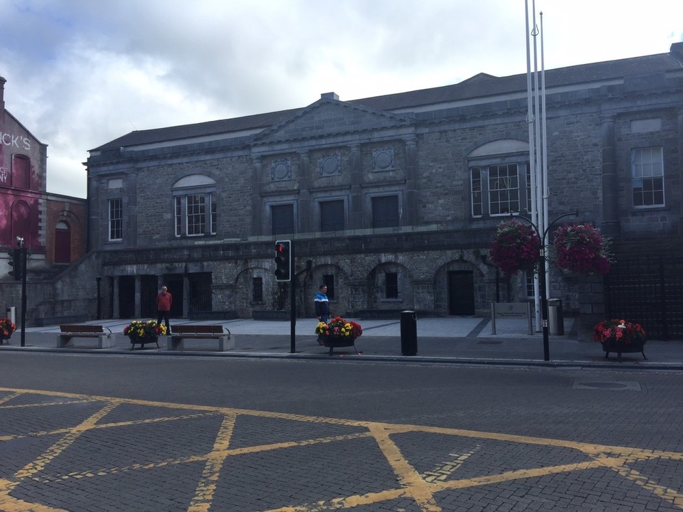 Ireland - Kilkenny - Kilkenny Courthouse. 