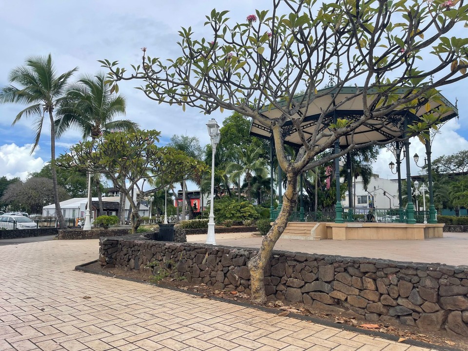 Französisch-Polynesien - Papeete - ...durch den Park