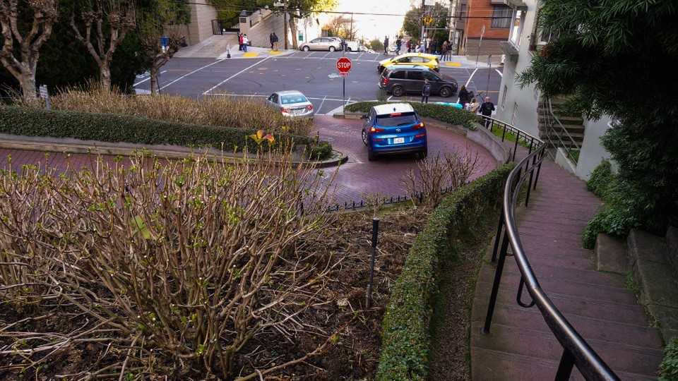 USA - San Francisco - Die berühmte Lombard Street.