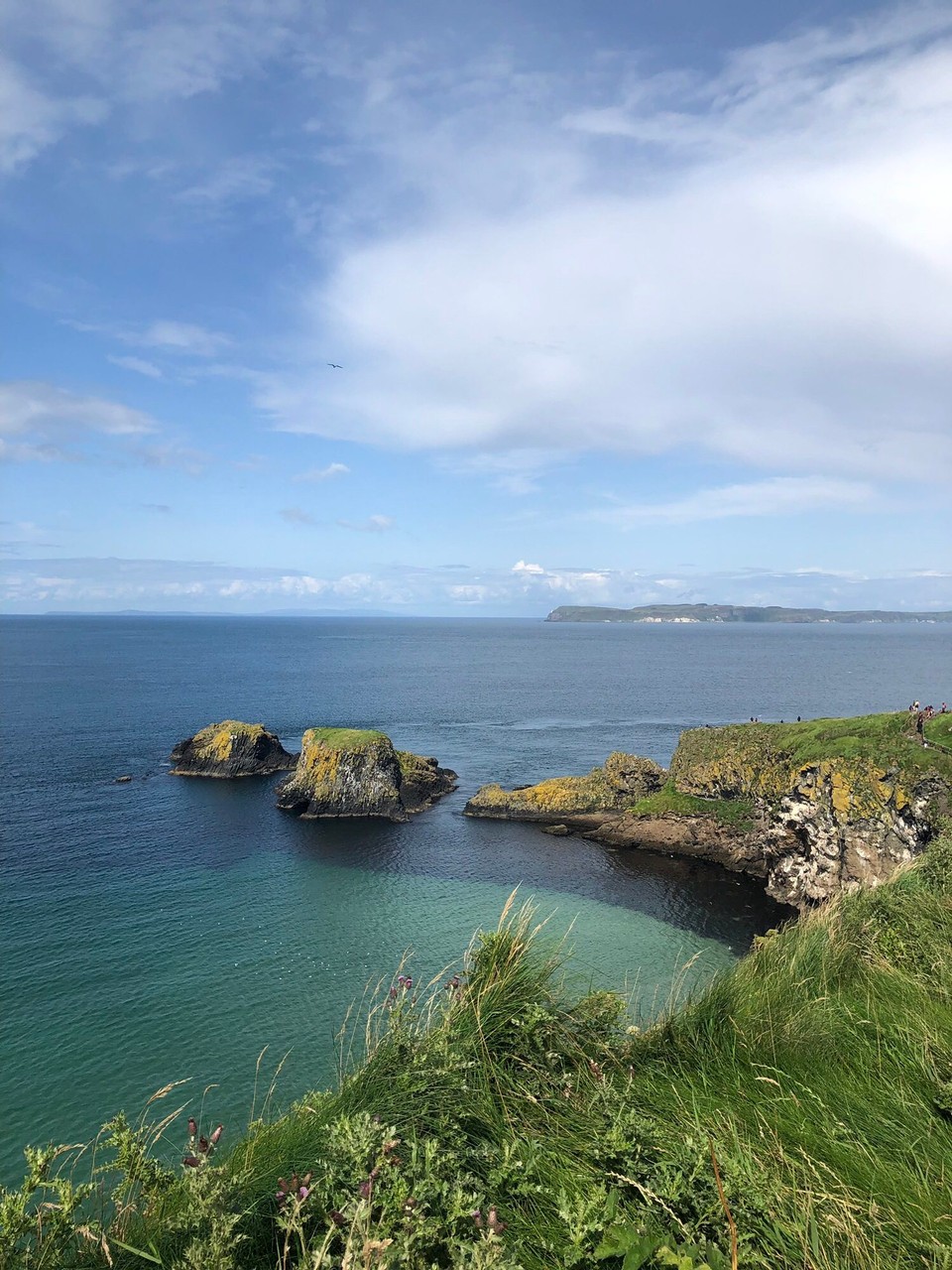 Vereinigtes Königreich - Belfast - Carrick-a-Rede, auch Drehort für Szenen in Sturmlande, Brienne und Ser Loras Duell oder Treffen von Renly und Stannis