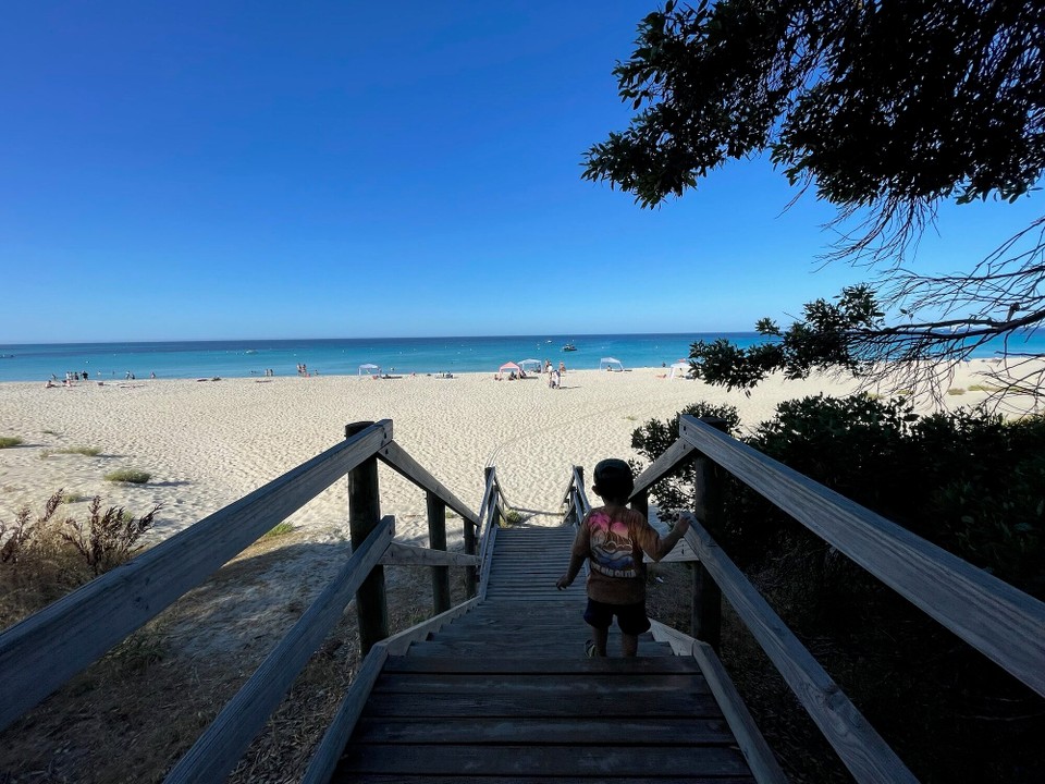 Australien - Busselton - Auf dem Weg zurück zur Unterkunft haben wir noch einen kurzen Sbstecher zur Eagle Bay…