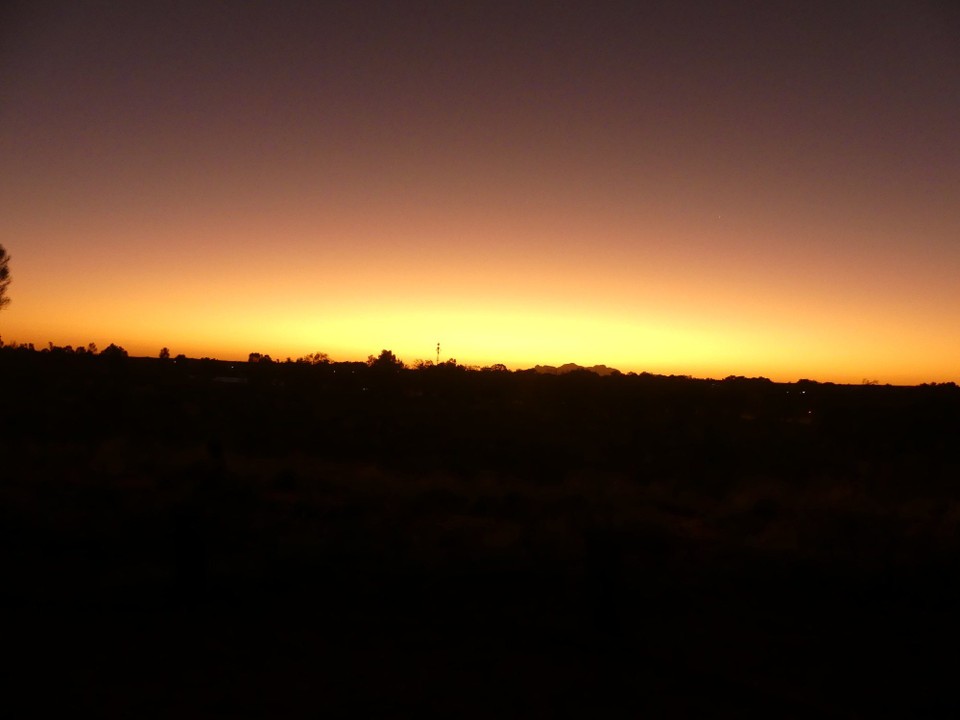 Australien - Petermann - Sonnenuntergang in der nähe vom Ayers Rock