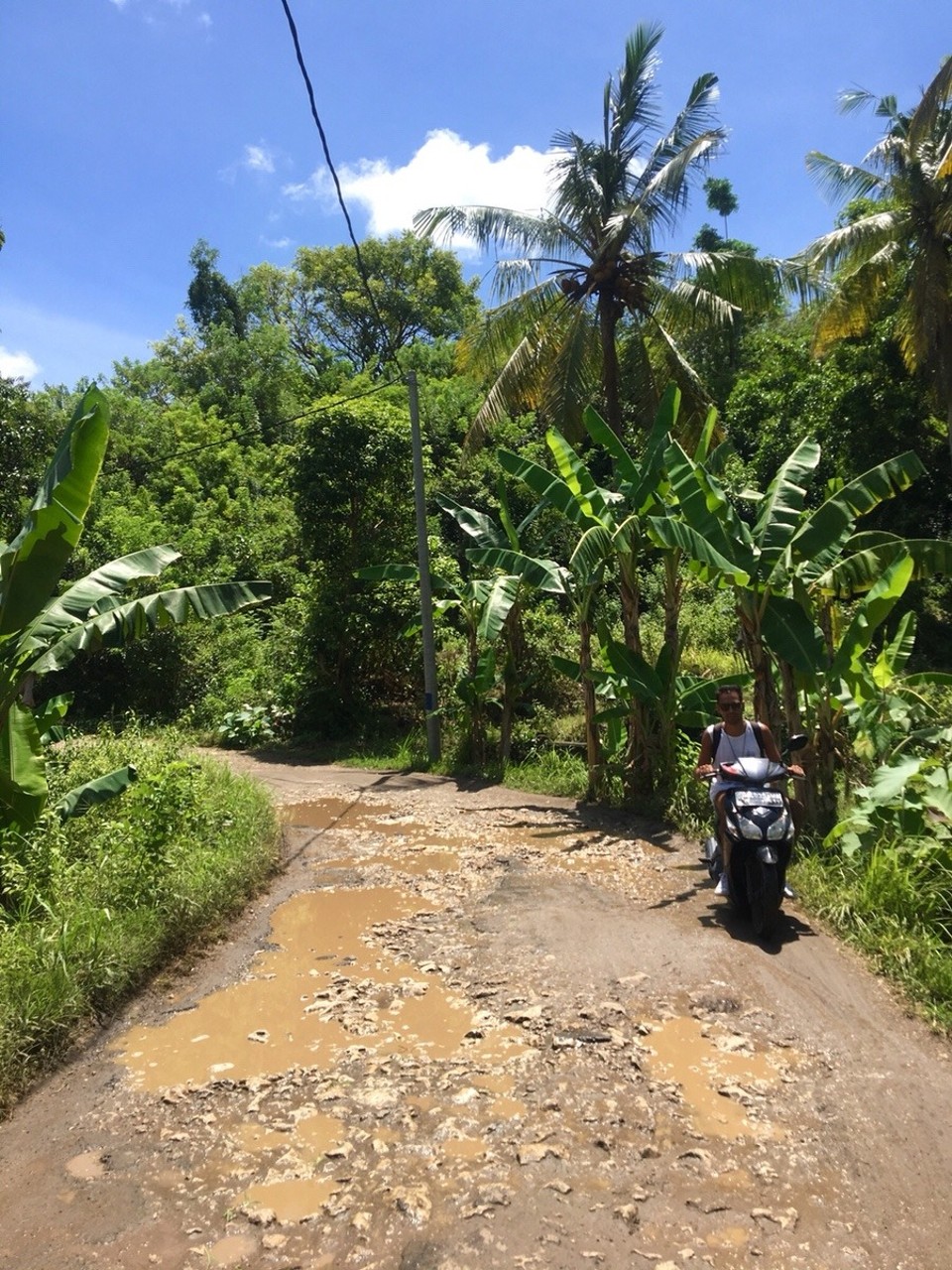 Indonesien - Klungkung - Kein leichter Weg