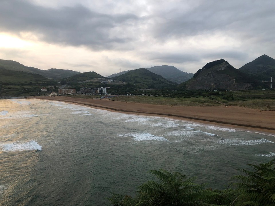 Spanien - Laredo - Rückblick auf den Strand von Pobena