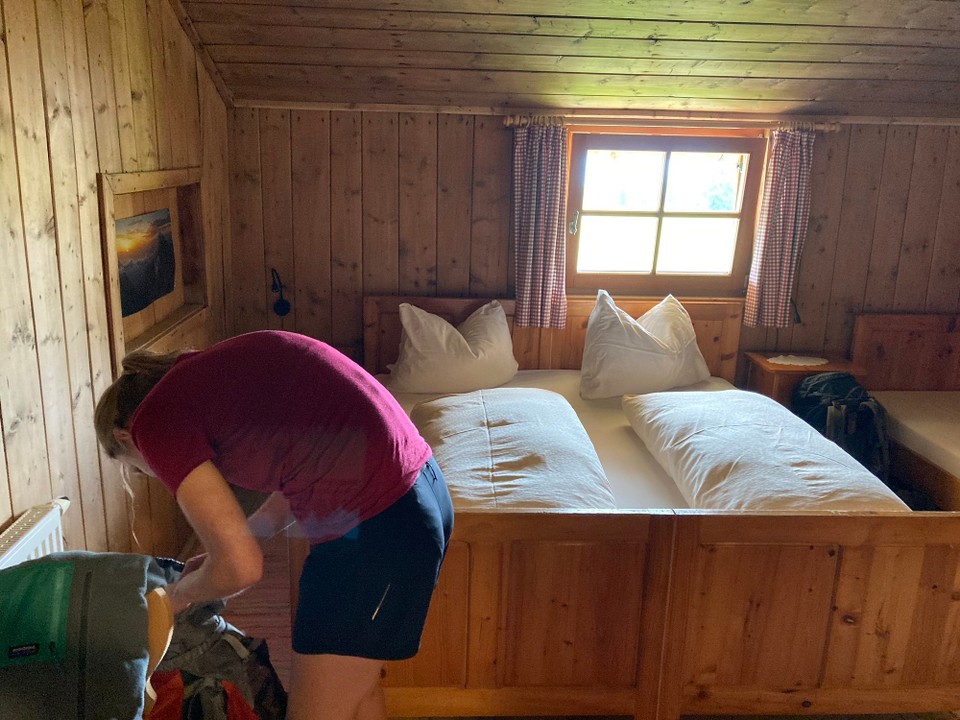 Ort bestimmen … -  - Unser Zimmer, ein 4er, aber wir sind allein 