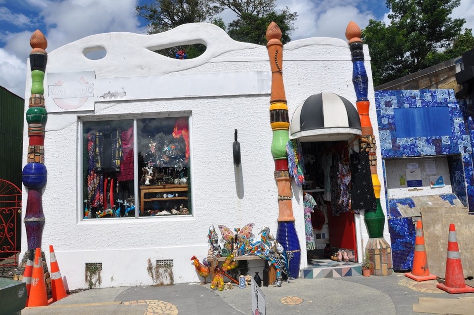 Neuseeland - Mangonui - Flohmarkt à la Hundertwasser
