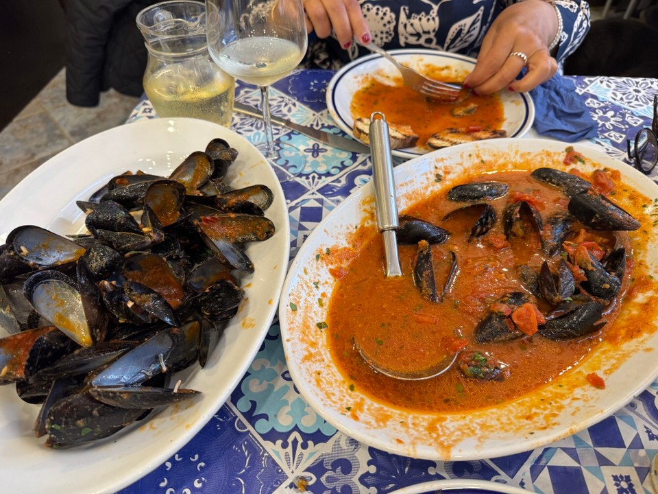 Italien - Castellammare del Golfo - Leer - Voll 
