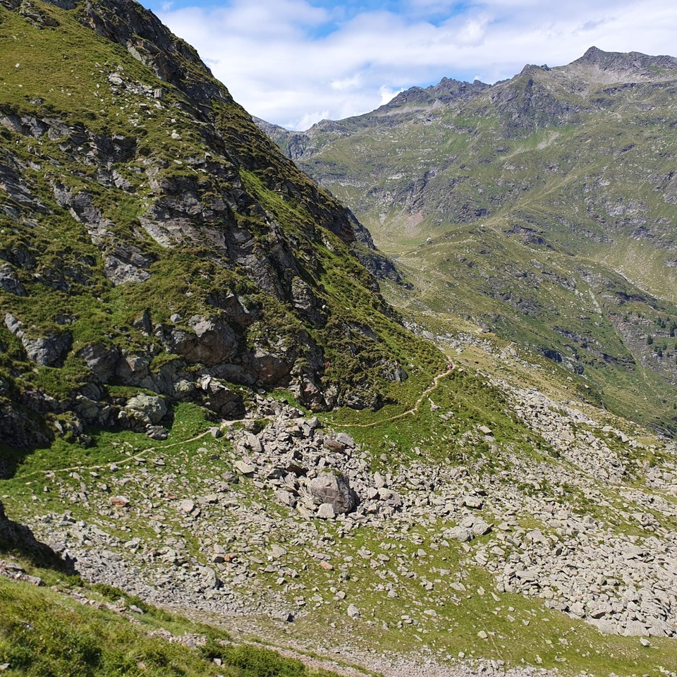 Italien - Meran - ...oder über ein Geröllfeld.