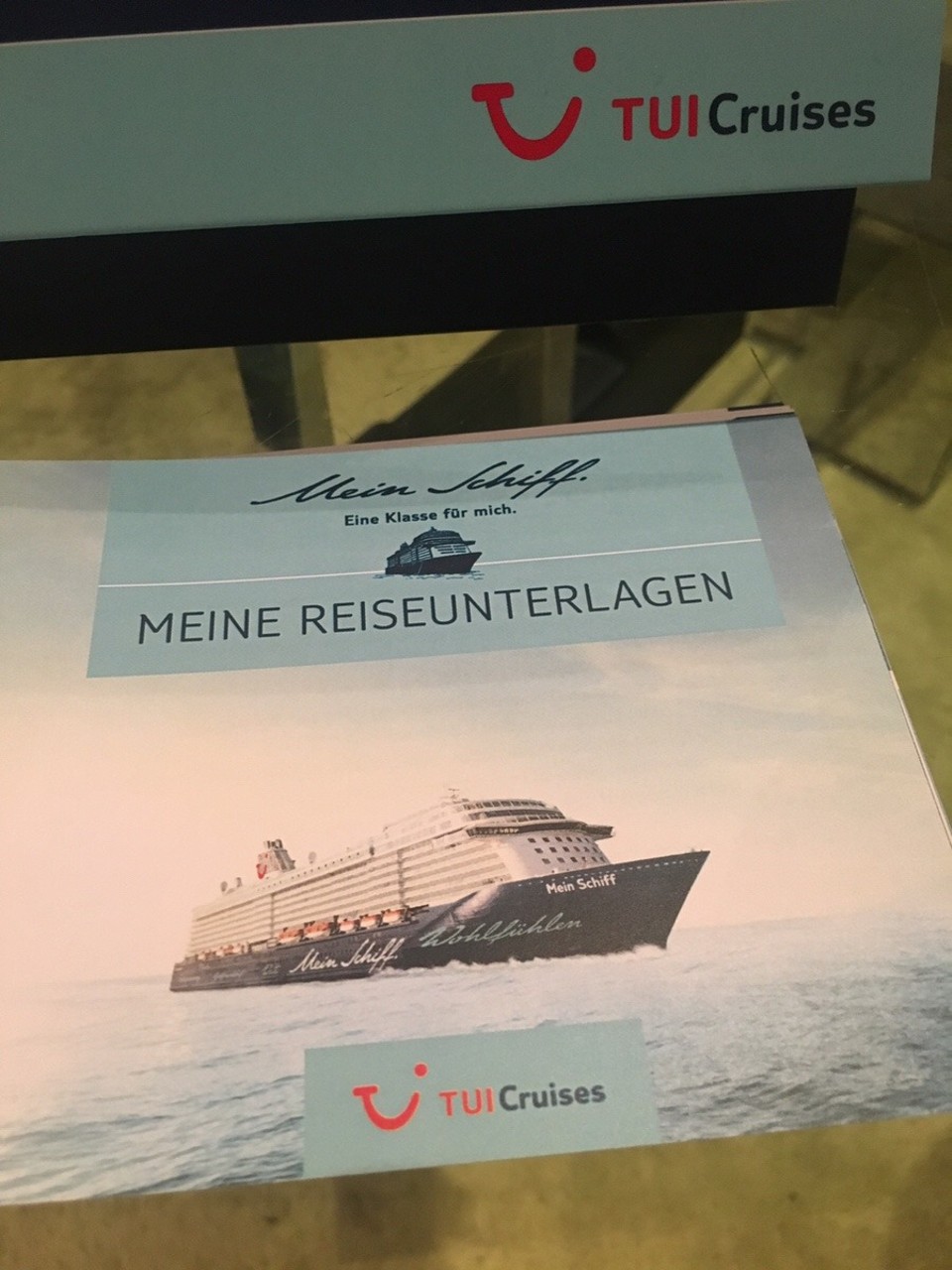 Deutschland - Heiligenhaus - Na, die Unterlagen sind schon mal da. In genau 8 Tagen / 2 Stunden sind wir auf dem Schiff - Vorfreude pur !!